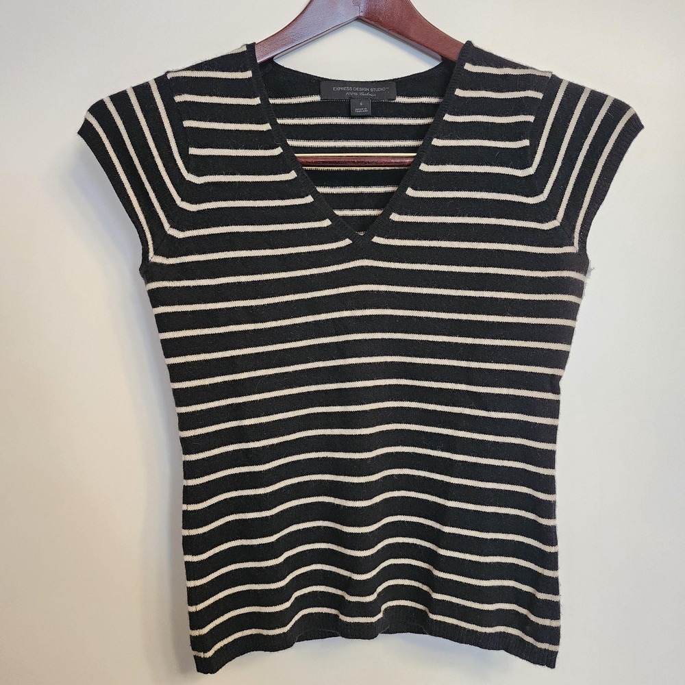 S Black Striped Cashmere Y2K Cap Sleeves Top from Express, Size Small